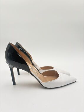 Manolo Blahnik B/W Pointed Toe Pumps Size 38